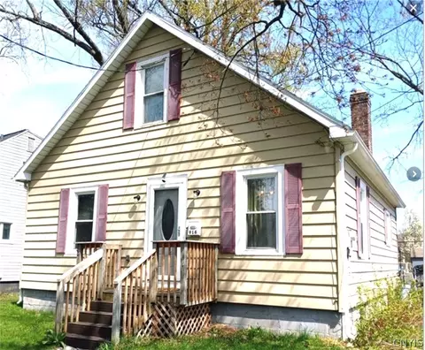 916 Elwood St, Rome, NY 13440