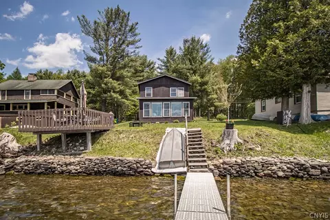 2297 Cook Shore Rd, Eaton, NY 13334