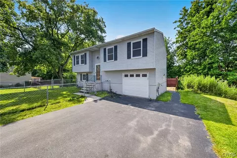 221 Juneway Dr, Sullivan, NY 13037 photo 3