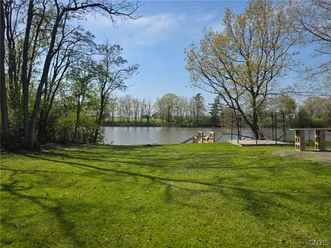 25835 Moffatt Rd, Lyme, NY 13634