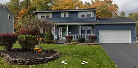 12 Court Knolle, New Hartford, NY 13413