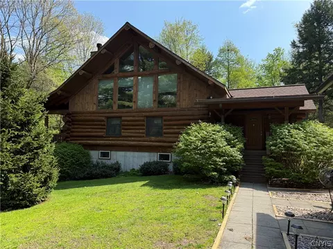 3624 Riverstone Dr, Lyonsdale, NY 13368