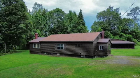 654 Military Rd, Salisbury, NY 13329