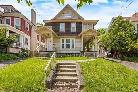 1016 Lancaster Ave #18, Syracuse, NY 13210