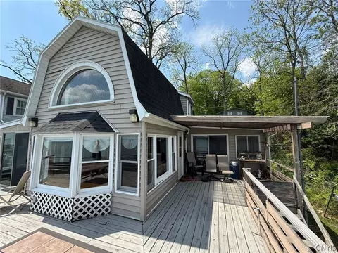 2457 Lower Lake Rd, Seneca Falls, NY 13148