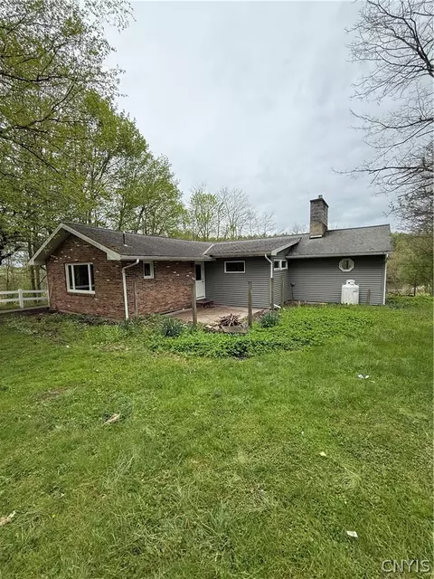Exterior - 6435 Beech Rd, Sennett, NY 13021 photo 4 of 6
