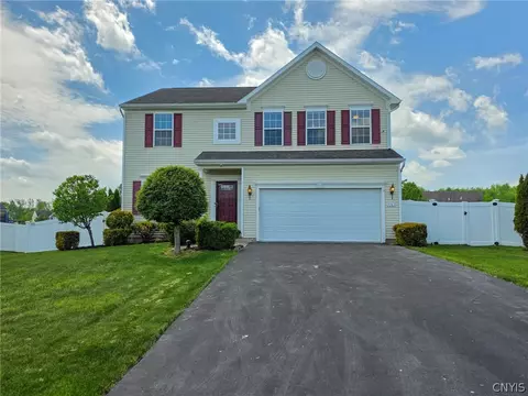 5563 Perth Crse, Clay, NY 13041