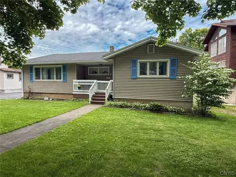 327 N Peterboro St, Lenox, NY 13032