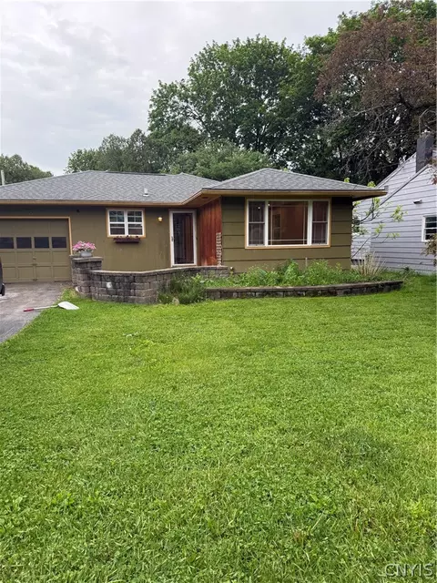 200 Gifford Pkwy, Syracuse, NY 13214