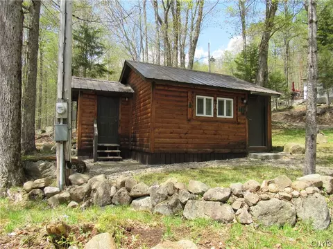 111 Mohawk Dr, Webb, NY 13420
