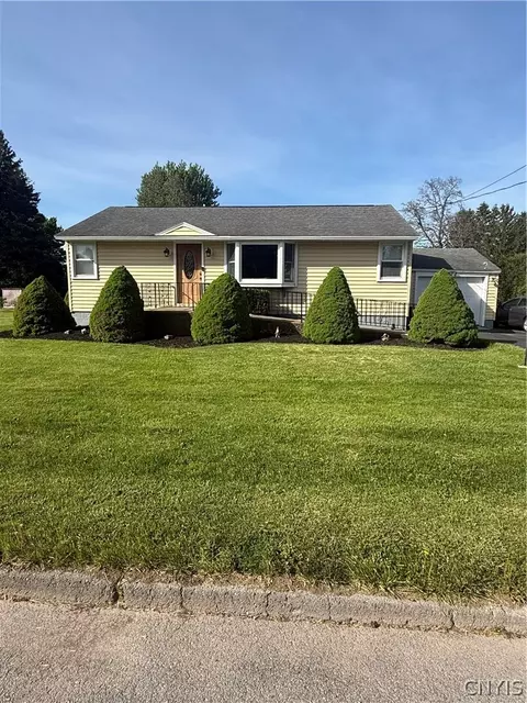 414 W Lewis St, Lenox, NY 13032