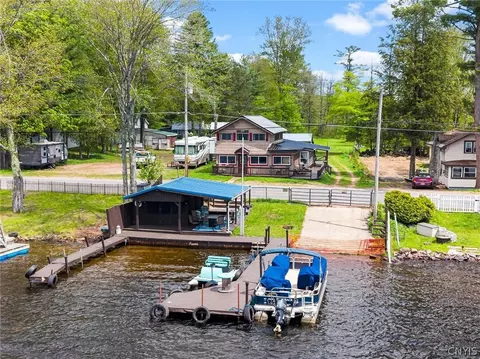 1392 County Route 17, Bernhards Bay, NY 13028