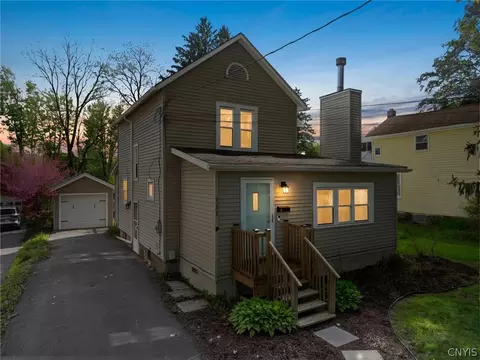 111 6th St, Salina, NY 13088