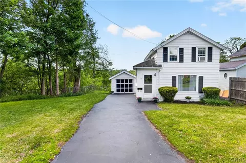 112 Washington St, Fayetteville, NY 13066