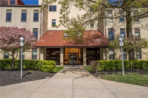 10 Foery Drive Apt 302 Dr, Utica, NY 13501