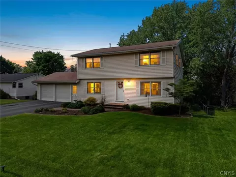 41 Elm Hl, Camillus, NY 13031