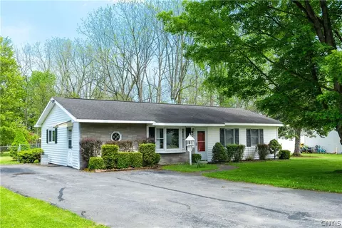 33 Tindall, Clinton, NY 13323