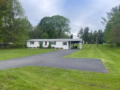 126 Oswego River Rd, Schroeppel, NY 13135