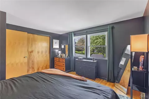 Bedroom - 7 Devon Pl, Camillus, NY 13031 photo 7 of 7