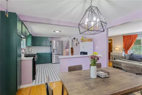 Dining - 7 Devon Pl, Camillus, NY 13031 photo 2 of 2