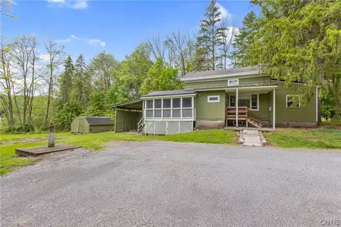 3529 County Route 57, Volney, NY 13126