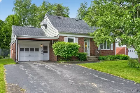104 Church Pkwy, Syracuse, NY 13212