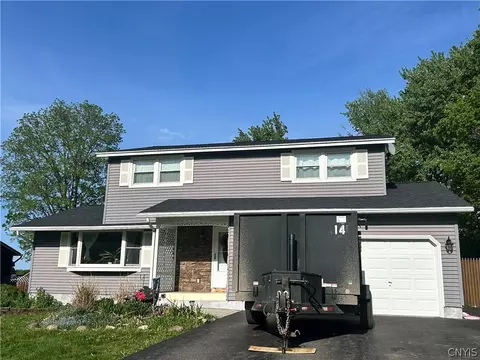 20 Elm Hl, Camillus, NY 13031