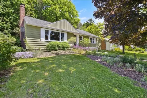 210 Terry Rd N, Geddes, NY 13209