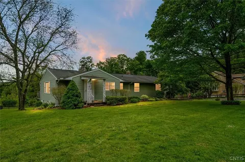 8940 Cazenovia Rd, Pompey, NY 13138