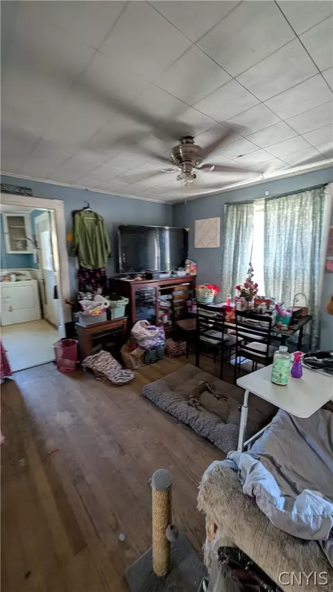 Entry Way - 4 West St, German Flatts, NY 13407 photo 4 of 10