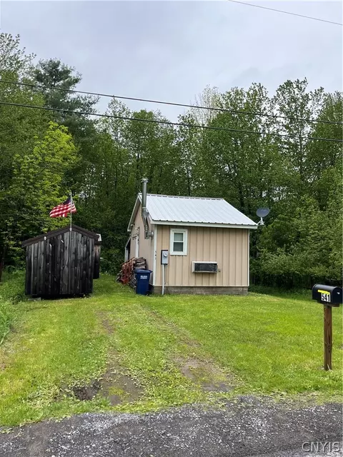 541 State Route 183, Amboy, NY 13493