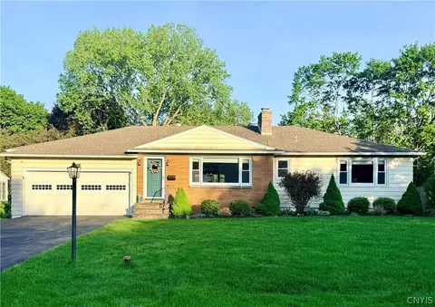 172 Winston Way, Syracuse, NY 13214
