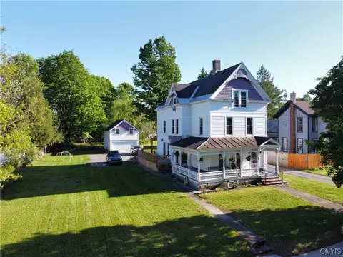 43 Church St, Camden, NY 13316