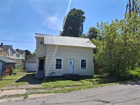 4 East St, German Flatts, NY 13357