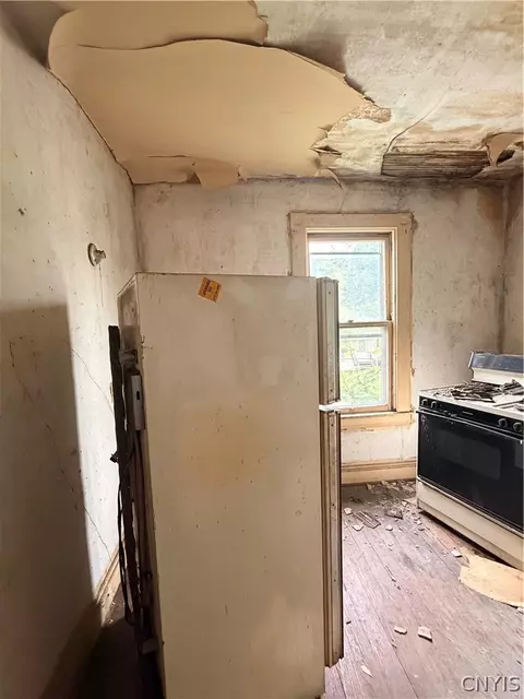 Entry Way - 189 E Clark St, German Flatts, NY 13357 photo 1 of 3