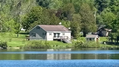5895 Geer Rd, Hamilton, NY 13346