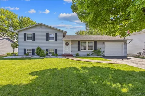 418 Ontario Ave, Geddes, NY 13209