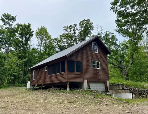 658 Centerville Rd, Pulaski, NY 13142