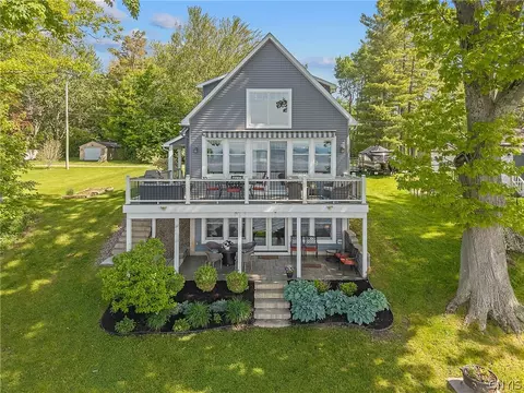 1248 Lake St, Vienna, NY 13042