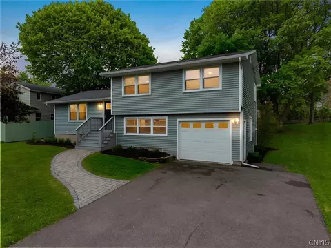 36 Elm Hl, Camillus, NY 13031