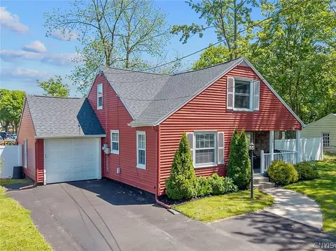120 Hazelhurst Ave, Syracuse, NY 13212