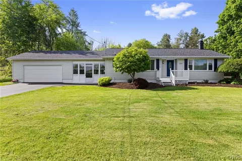 233 State Route 5, Weedsport, NY 13166