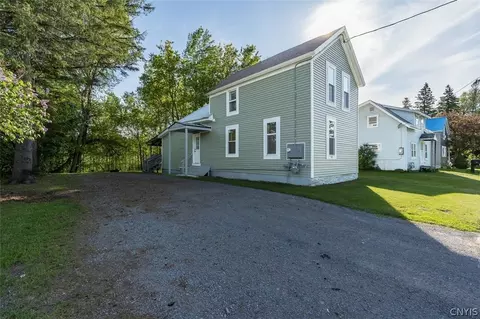 544 S Mechanic St, Wilna, NY 13619