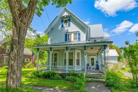 24 W James St, Richfield, NY 13439