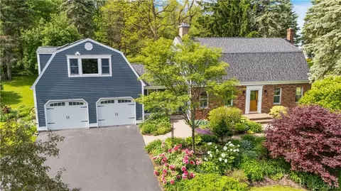 7534 Broadfield Rd, Manlius, NY 13104