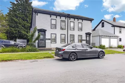 811 Huntington St #809, Utica, NY 13502