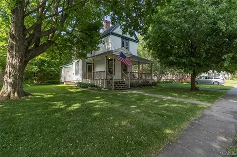117 Bowers Ave, Watertown, NY 13601