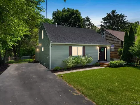 424 Cleveland Blvd, Fayetteville, NY 13066