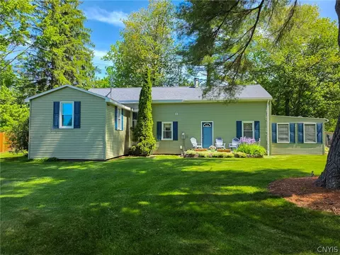 329 16th Ave, Vienna, NY 13157