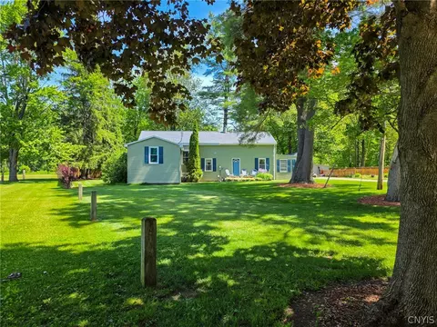 329 16th Ave, Vienna, NY 13157